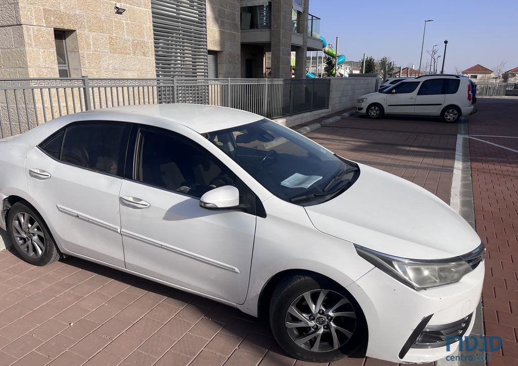 2016' Toyota Corolla טויוטה קורולה photo #2