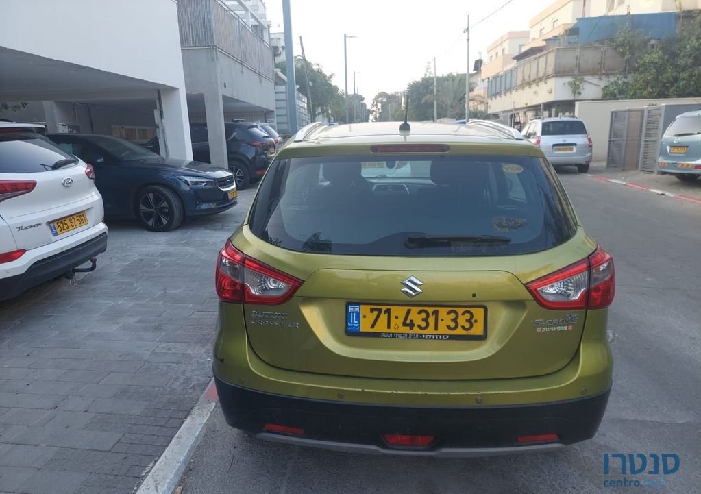 2015' Suzuki SX4 סוזוקי קרוסאובר photo #4