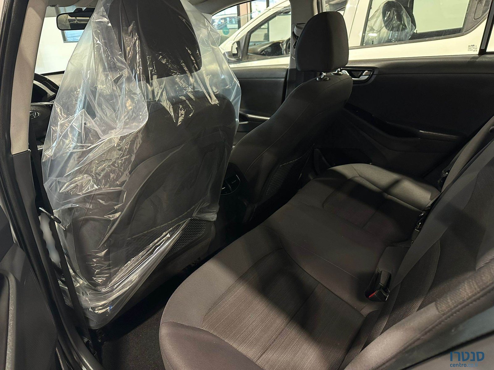 2019' Hyundai Ioniq photo #6