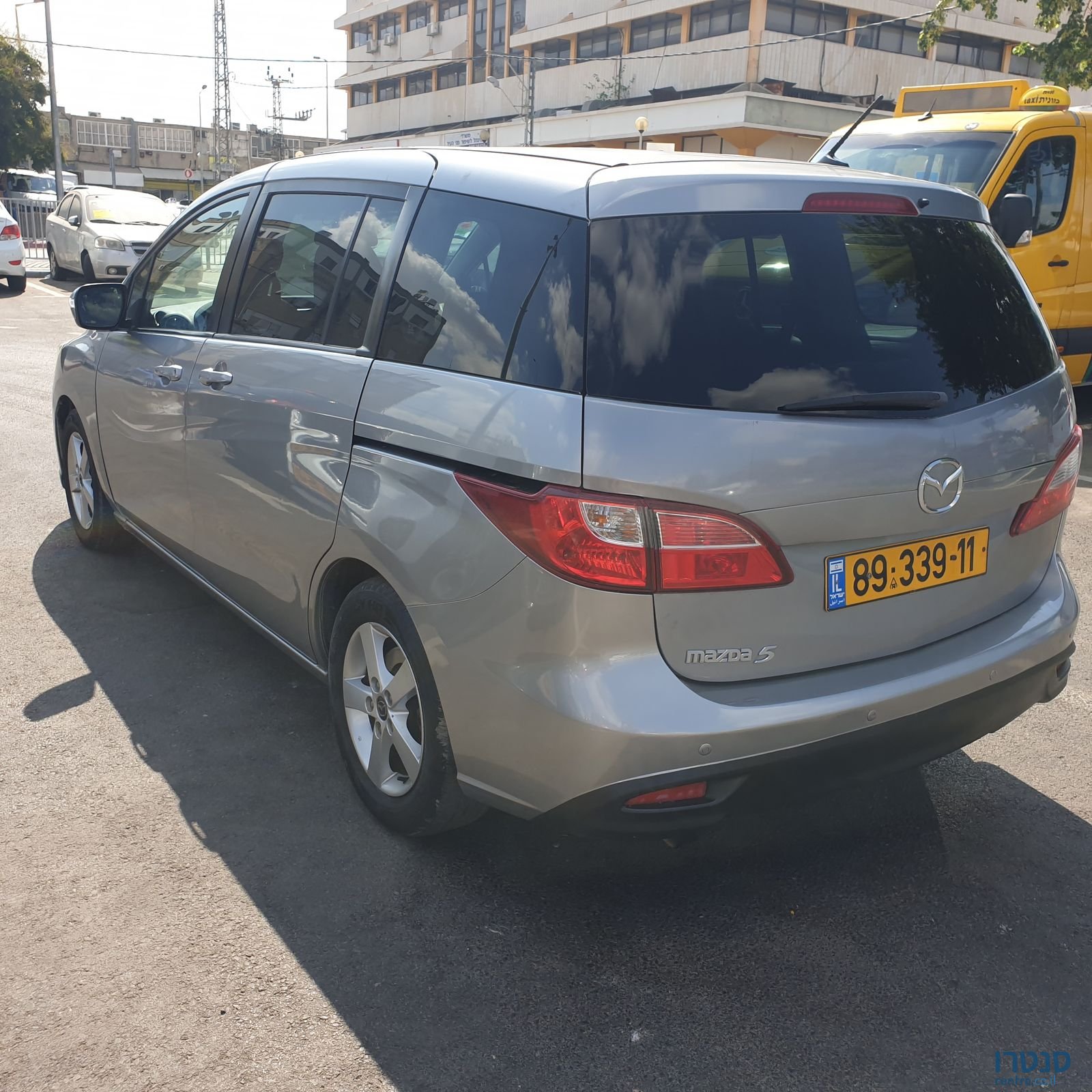2014' Mazda 5 photo #3