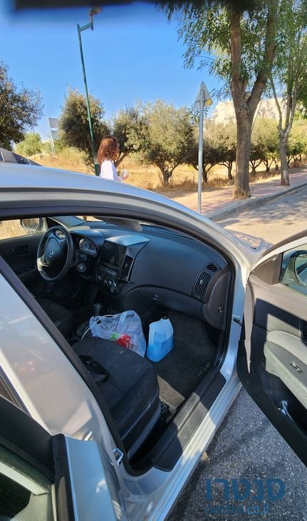 2011' Hyundai i30 יונדאי photo #1