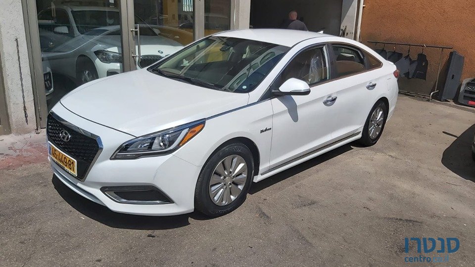 2017' Hyundai Sonata photo #1