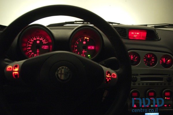 2006' Alfa Romeo 156 photo #6