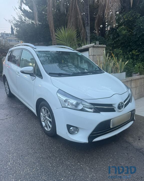 2017' Toyota Verso טויוטה ורסו photo #3