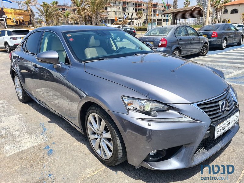 2015' Lexus Is300H לקסוס photo #4