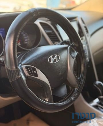 2015' Hyundai i30 יונדאי photo #3
