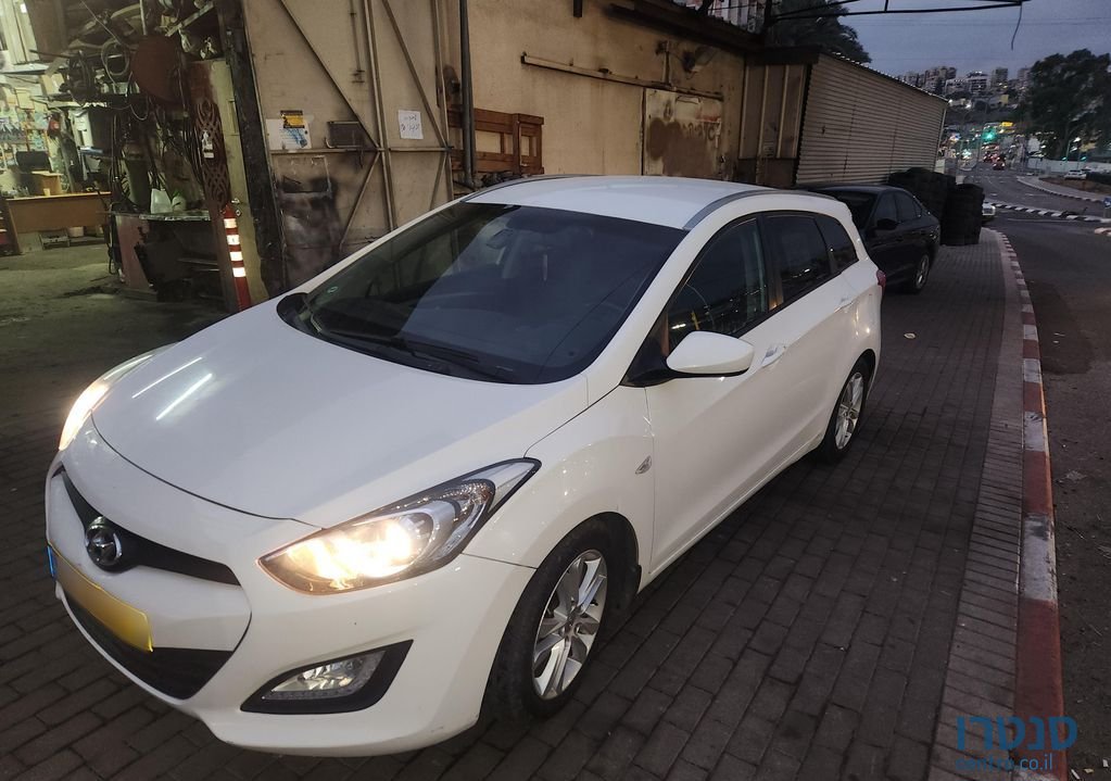 2014' Hyundai i30 יונדאי photo #4