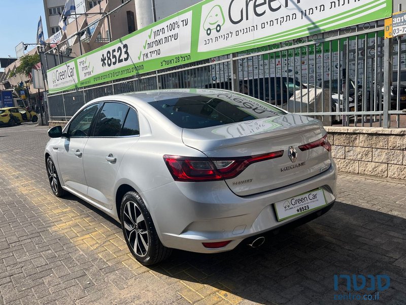 2020' Renault Megane photo #5