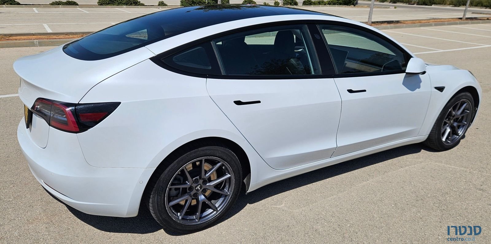 2021' Tesla Model 3 טסלה מודל photo #2