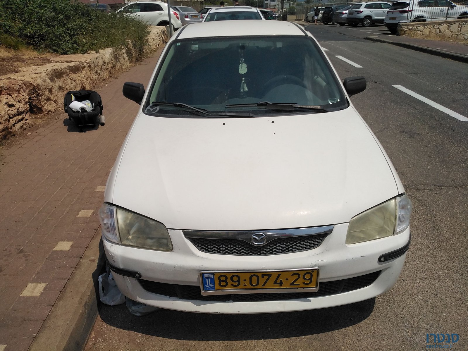 2001' Mazda 323 מאזדה לאנטיס photo #3