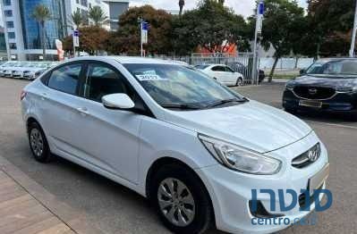 2017' Hyundai i25 יונדאי photo #6