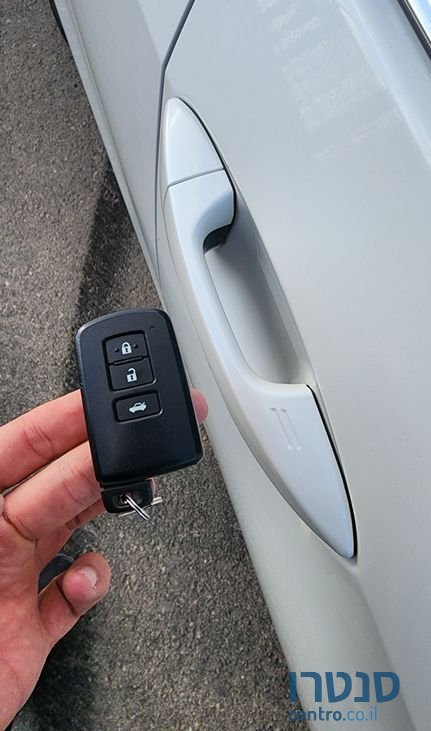 2015' Toyota Corolla טויוטה קורולה photo #6