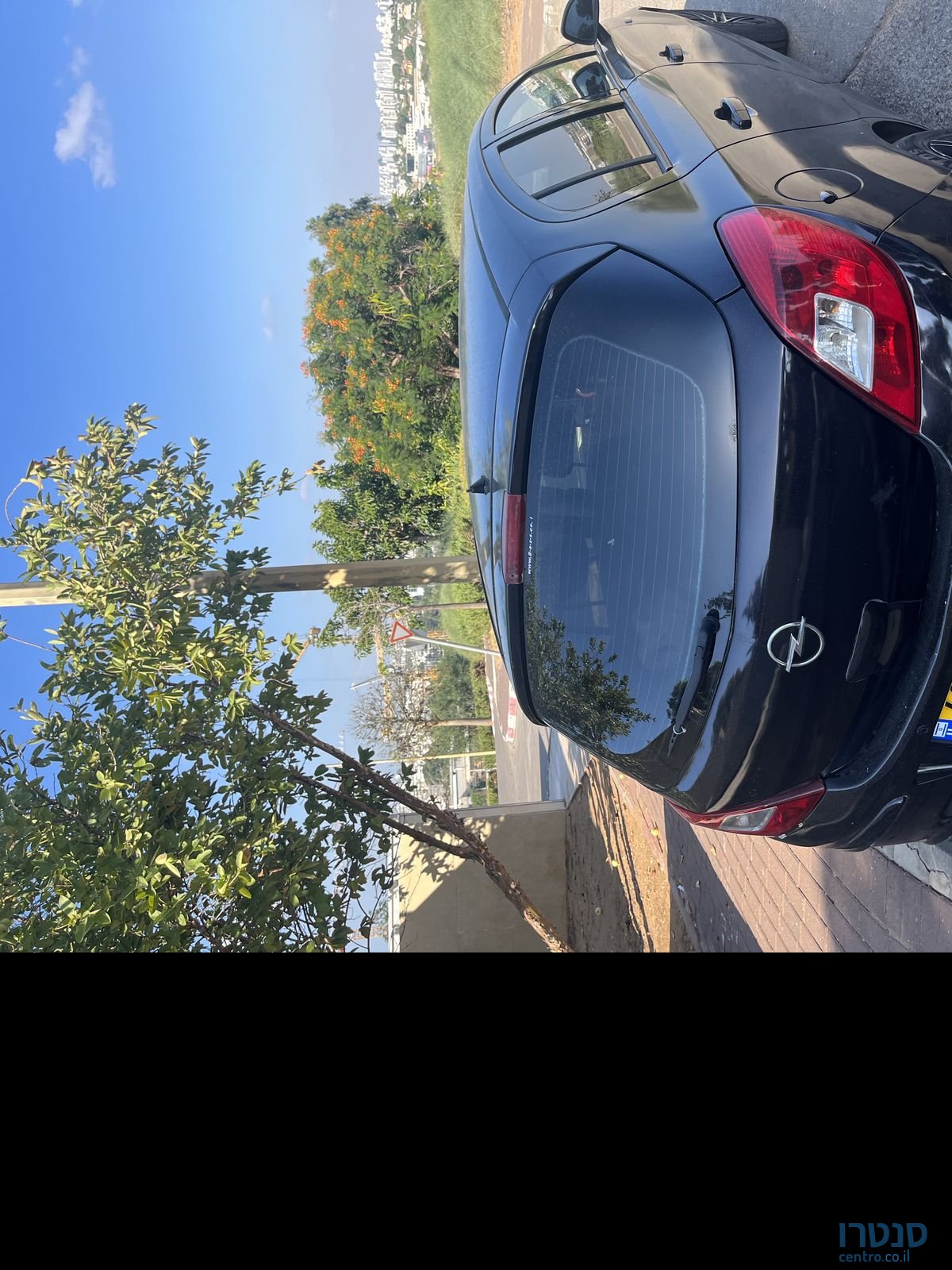 2010' Opel Corsa אופל קורסה photo #3