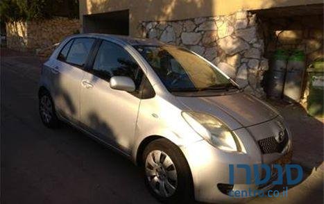 2009' Toyota Yaris טויוטה יאריס photo #3