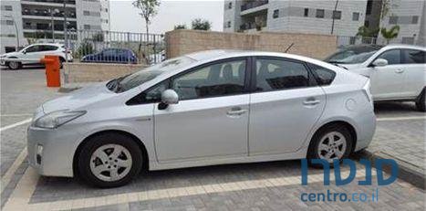2011' Toyota Prius היברידי photo #1