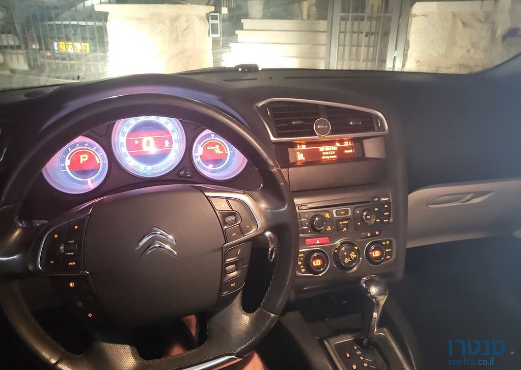 2011' Citroen C4 סיטרואן photo #6