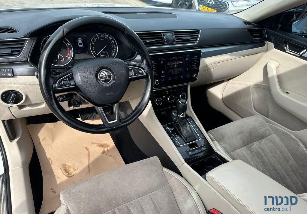 2018' Skoda Superb סקודה סופרב photo #5