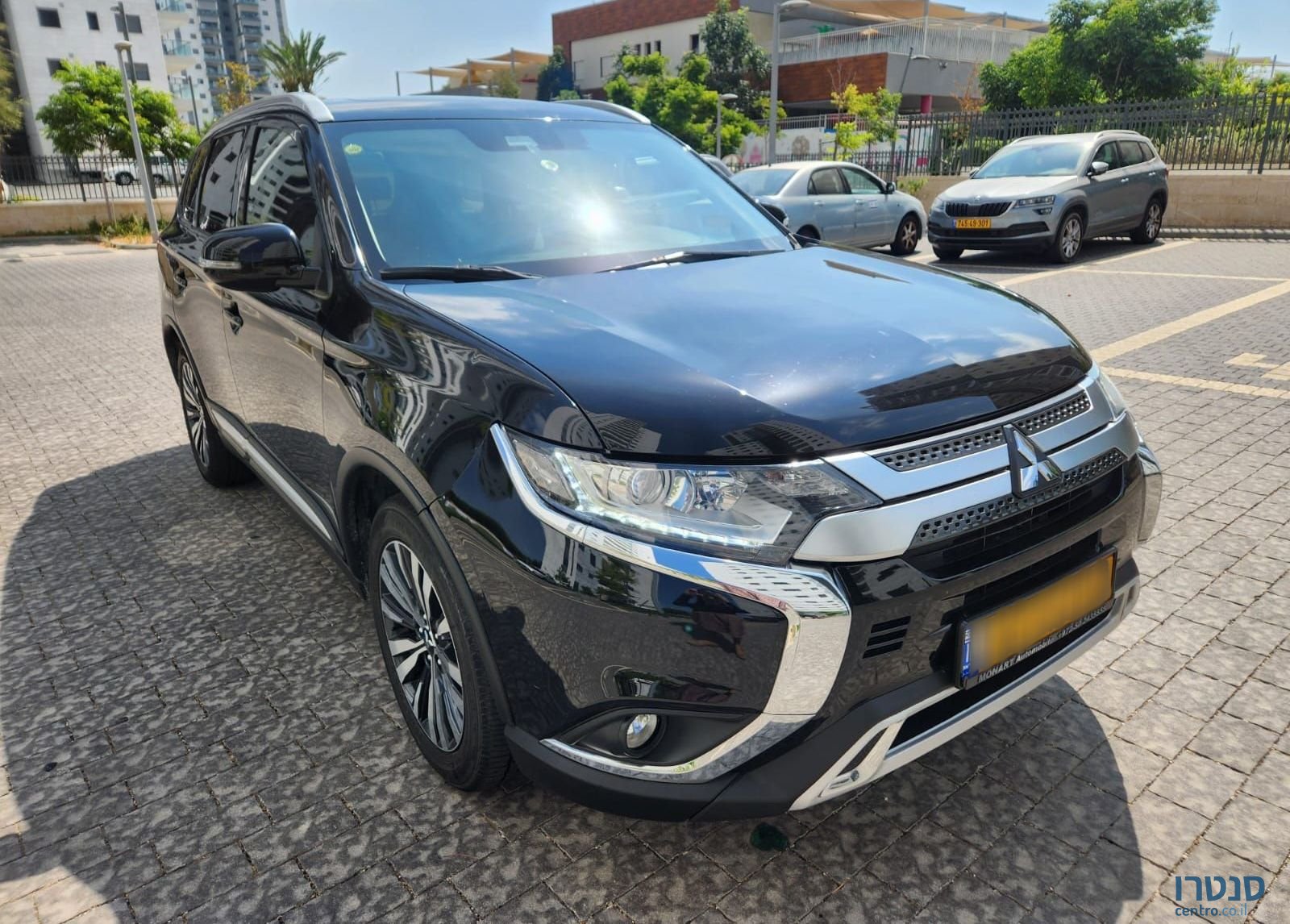 2020' Mitsubishi Outlander מיצובישי אאוטלנדר photo #5