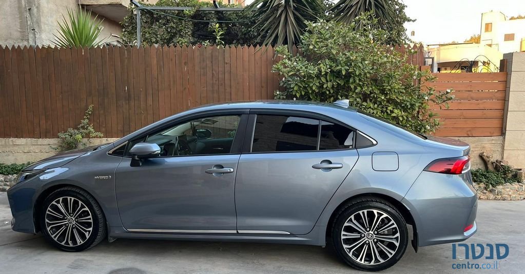 2021' Toyota Corolla טויוטה קורולה photo #3
