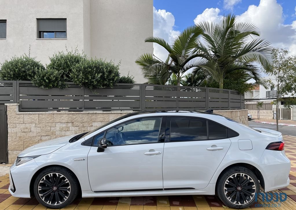 2021' Toyota Corolla טויוטה קורולה photo #2