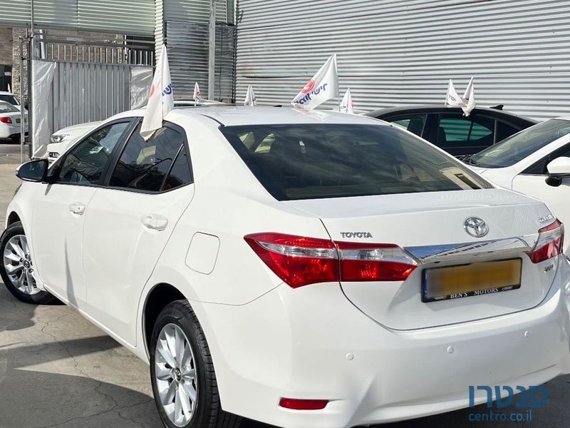 2016' Toyota Corolla טויוטה קורולה photo #2