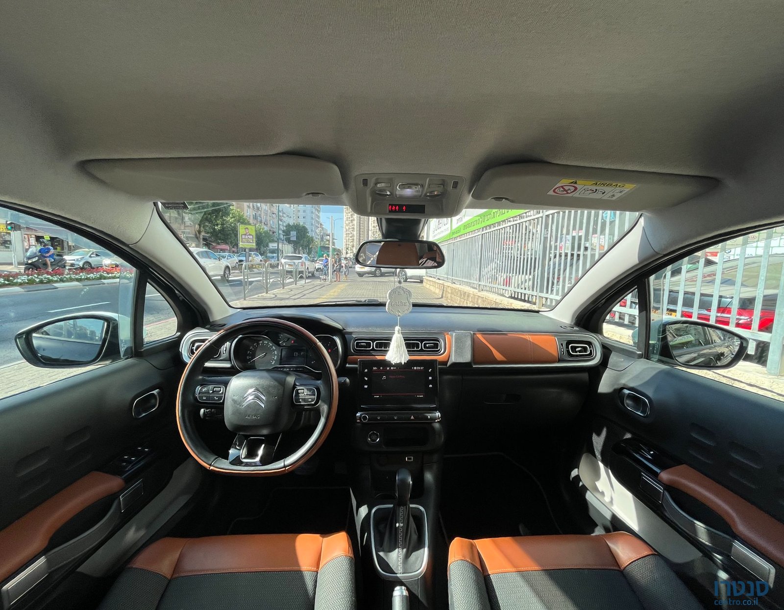 2019' Citroen C3 photo #3