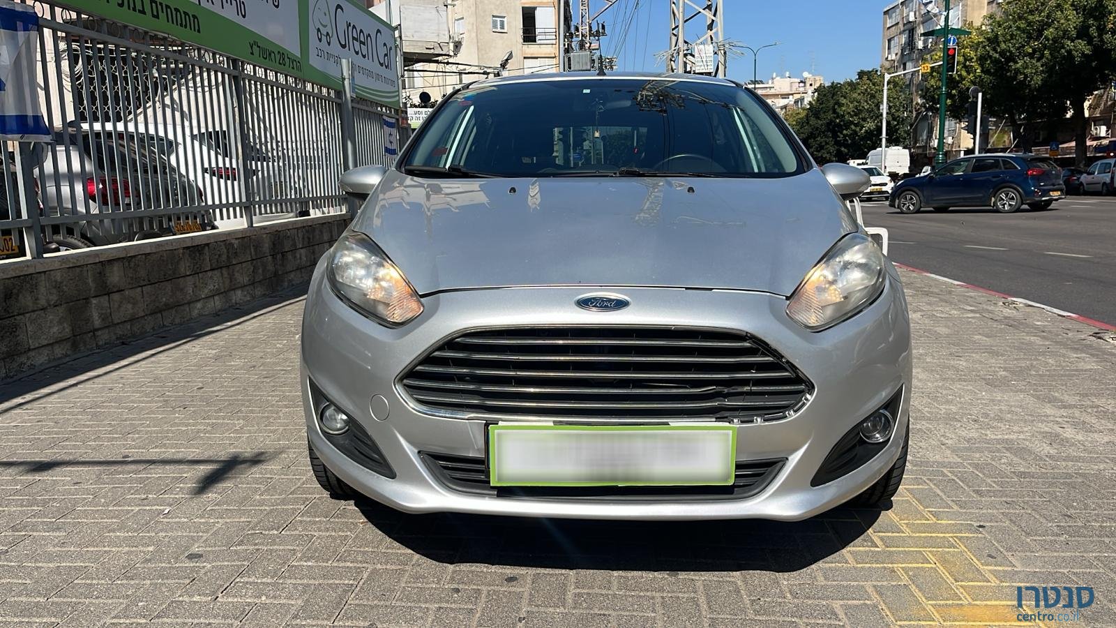 2015' Ford Fiesta photo #1