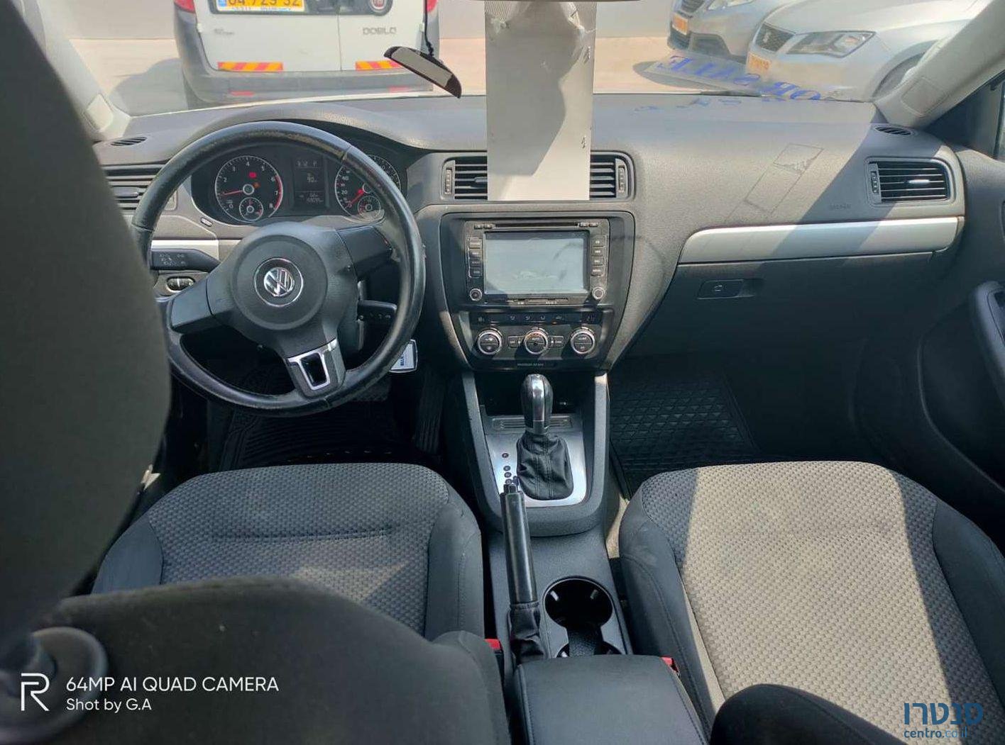 2014' Volkswagen Jetta פולקסווגן ג`טה photo #3