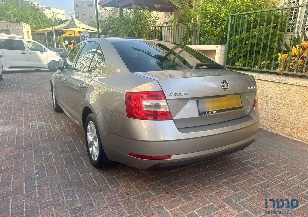 2018' Skoda Octavia סקודה אוקטביה photo #3