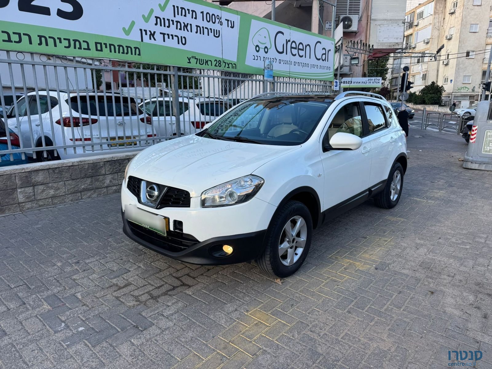 2012' Nissan Qashqai photo #1