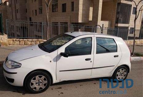 2006' Fiat Punto 80 Dynamic 16V photo #2