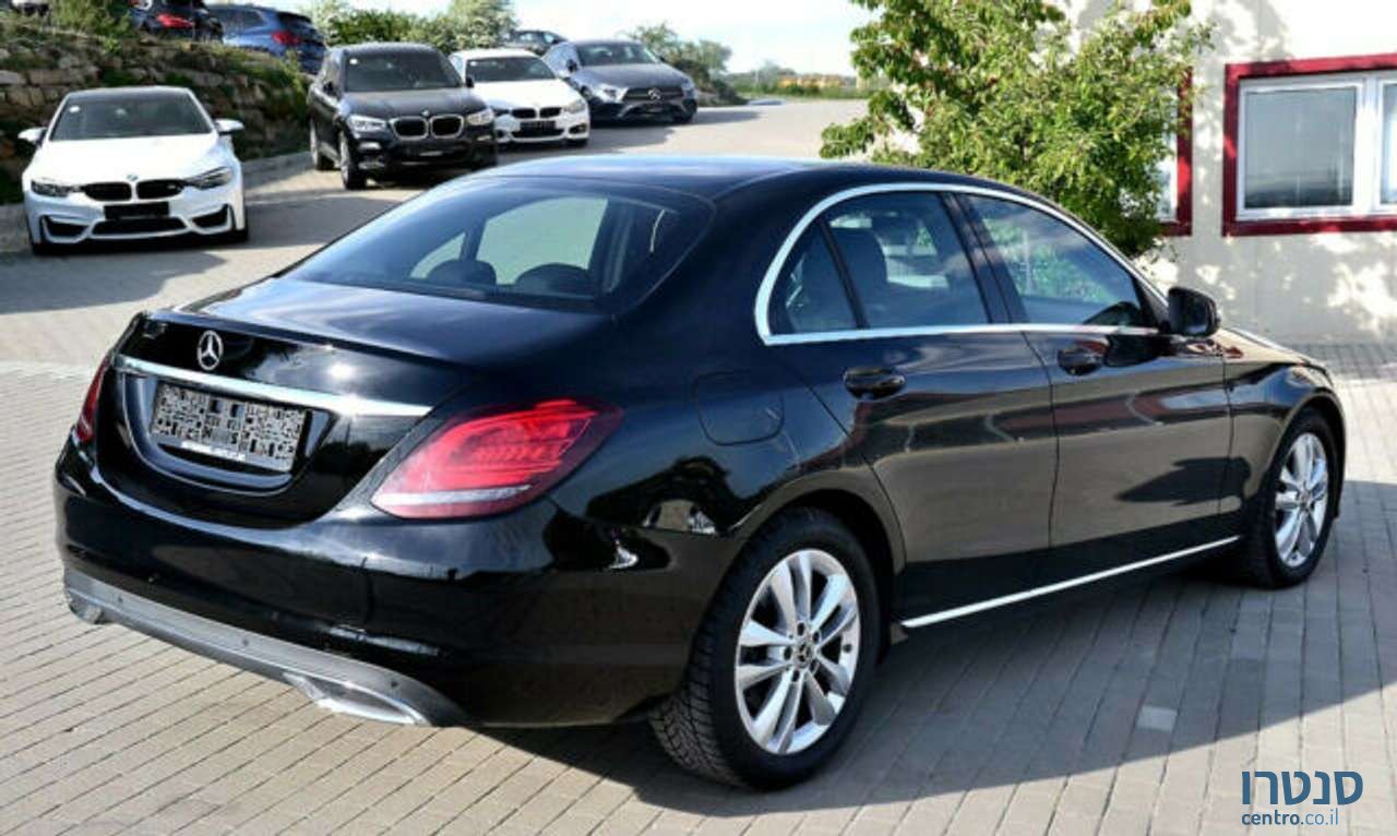 2018' Mercedes-Benz C-Class photo #2