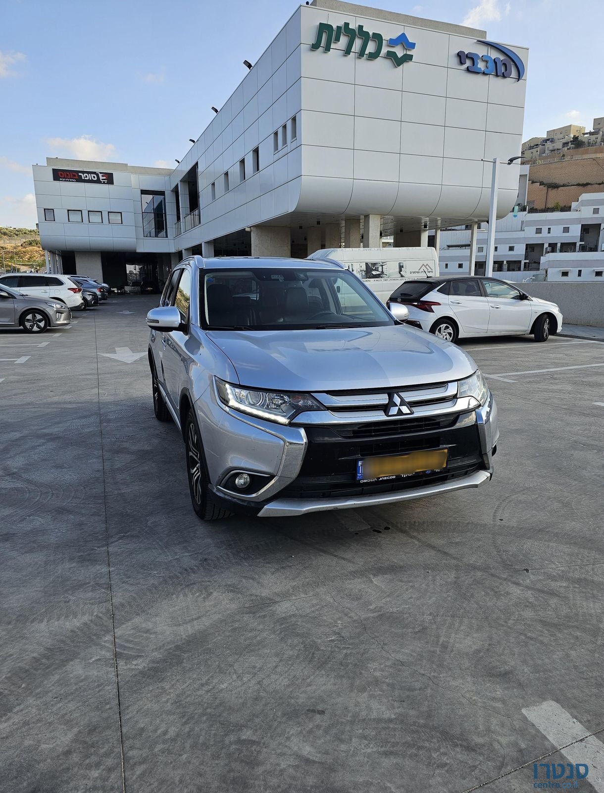 2017' Mitsubishi Outlander מיצובישי אאוטלנדר photo #1