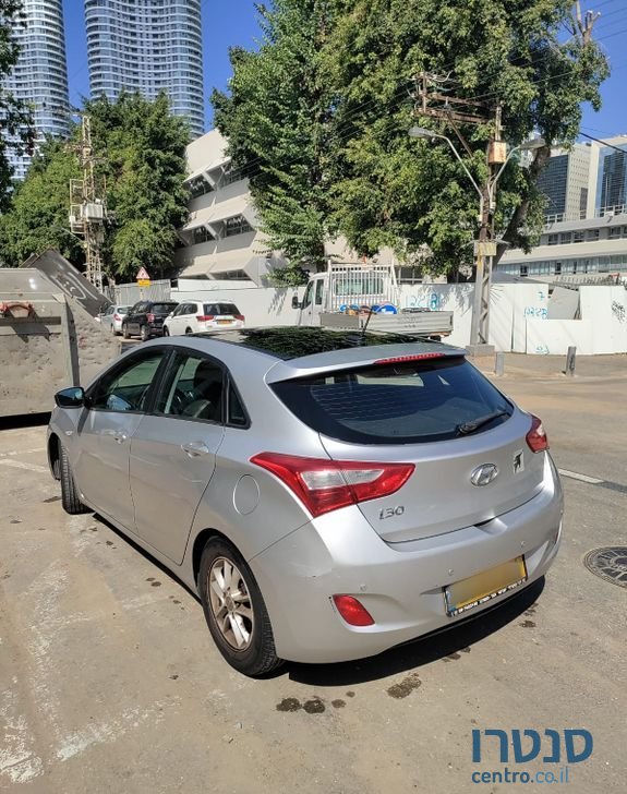 2013' Hyundai i30 יונדאי photo #2