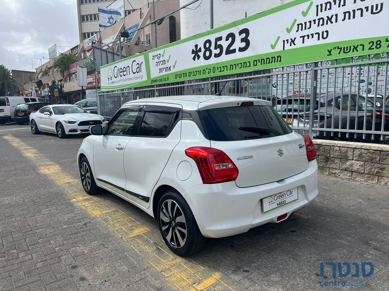 2020' Suzuki Swift GLX photo #6