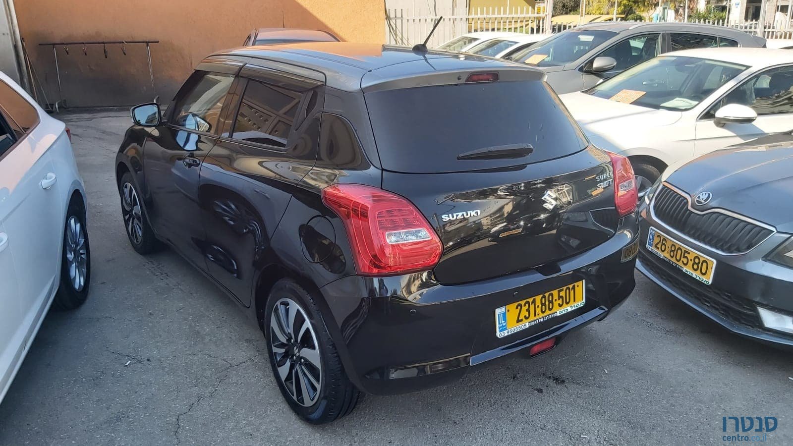 2018' Suzuki Swift photo #2