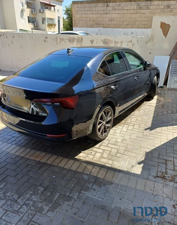 2021' Skoda Octavia סקודה אוקטביה photo #2