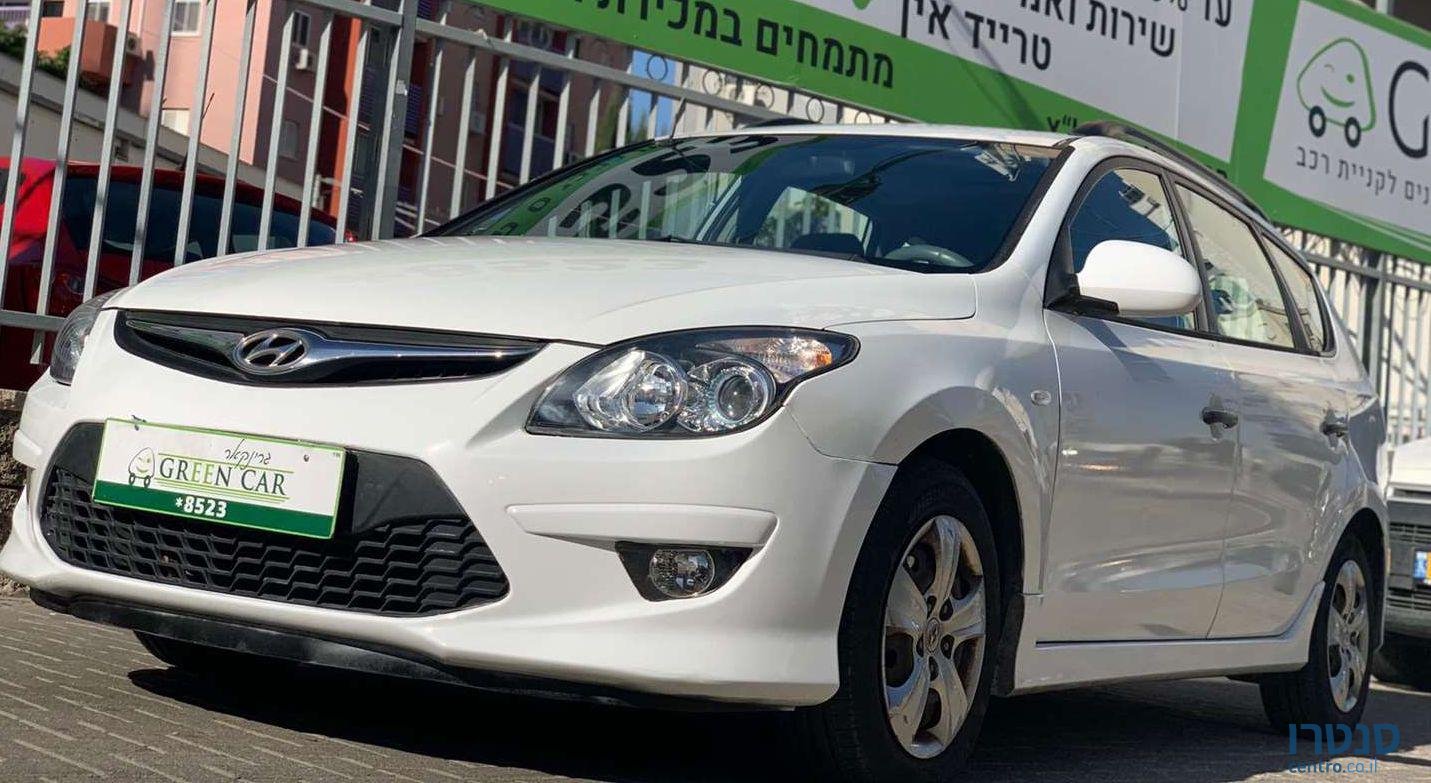 2012' Hyundai I30 Cw יונדאי photo #3