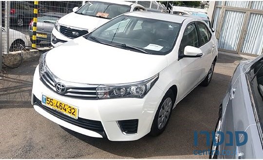 2016' Toyota Corolla photo #1