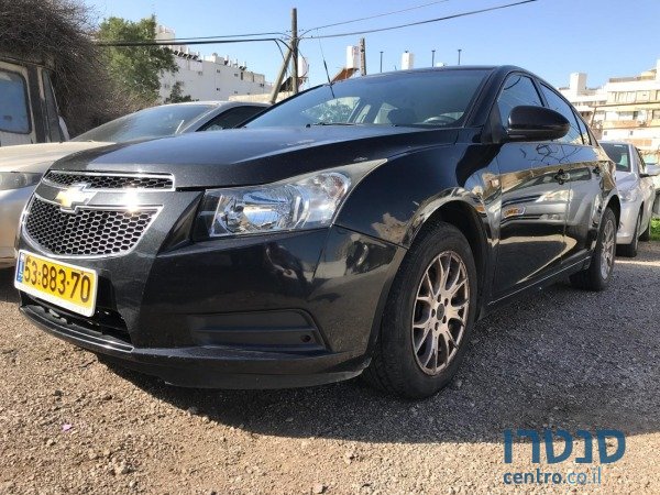 2010' Chevrolet Cruze photo #1