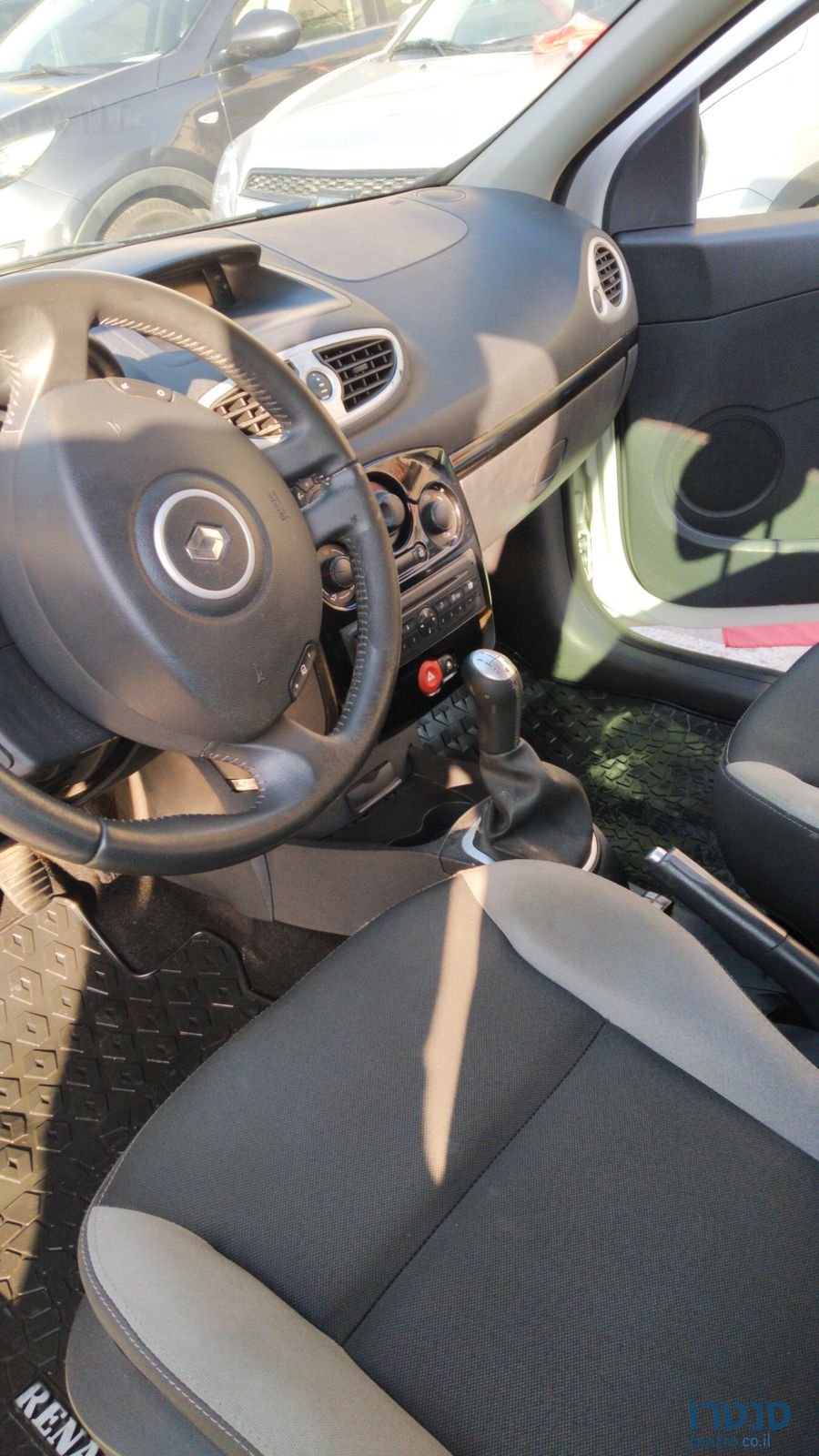 2012' Renault Clio רנו קליאו 3 photo #3