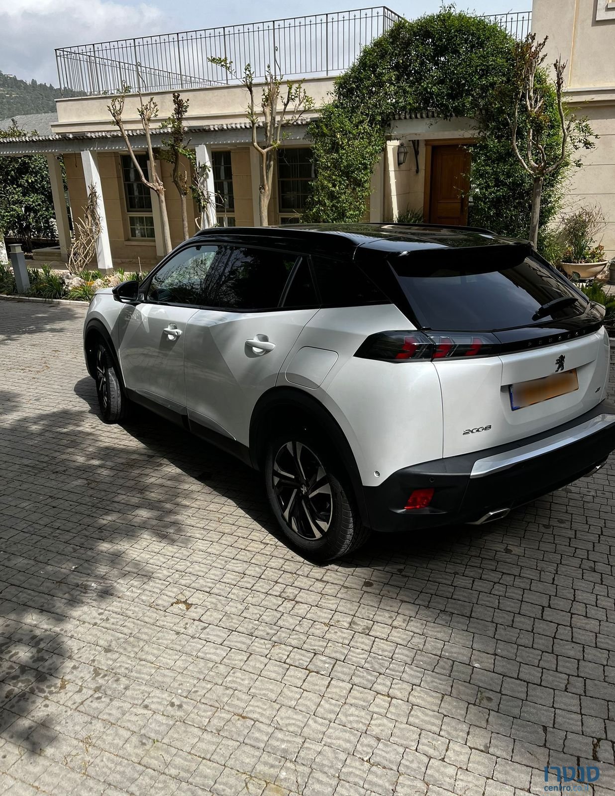 2023' Peugeot 2008 פיג'ו photo #3