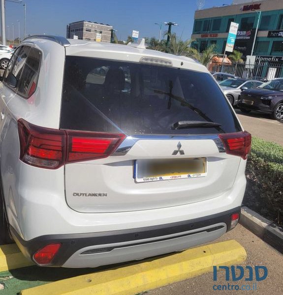 2021' Mitsubishi Outlander מיצובישי אאוטלנדר photo #4