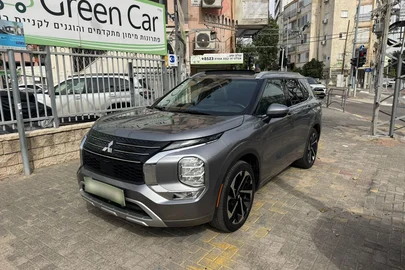 2022' Mitsubishi Outlander