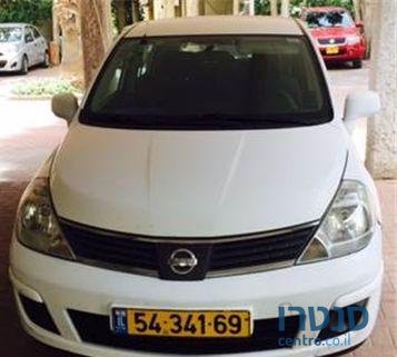 2009' Nissan Tiida photo #3