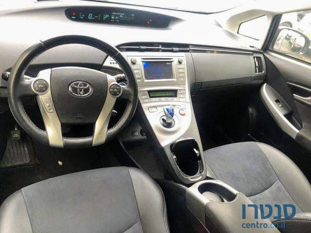 2015' Toyota Prius photo #1