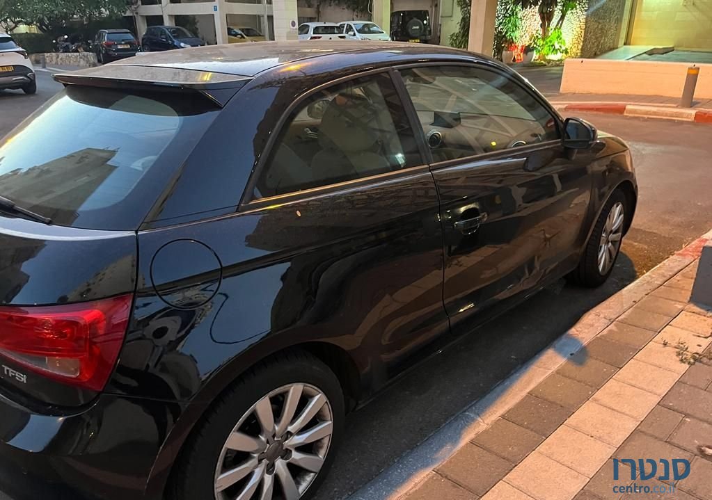 2013' Audi A1 אאודי photo #1