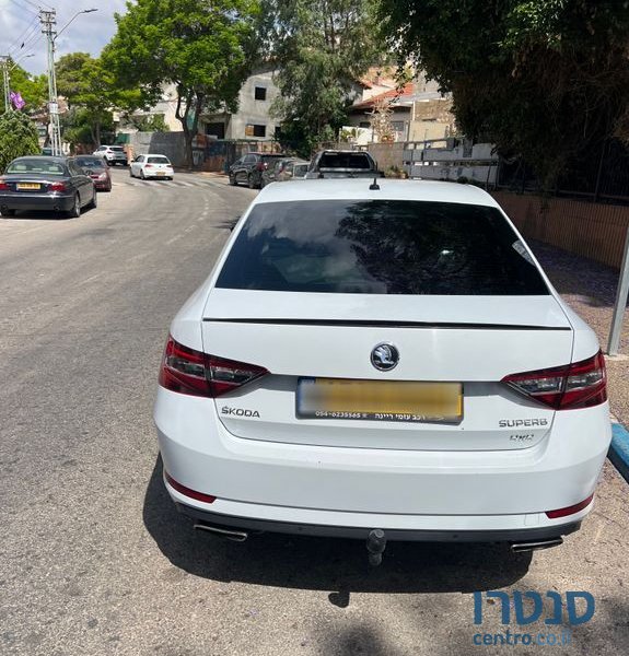 2018' Skoda Superb סקודה סופרב photo #4