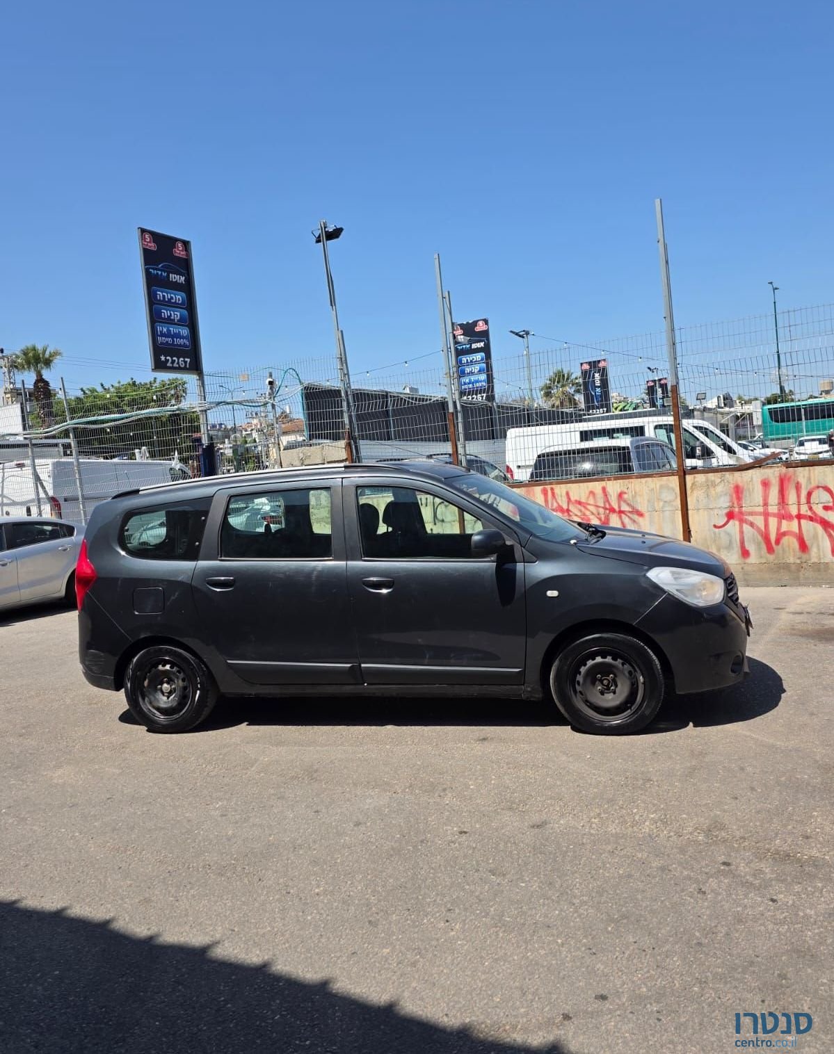 2018' Dacia Lodgy דאצ'יה לודג'י photo #4