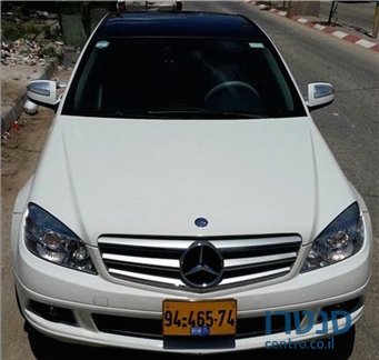 2008' Mercedes-Benz C-Class photo #2